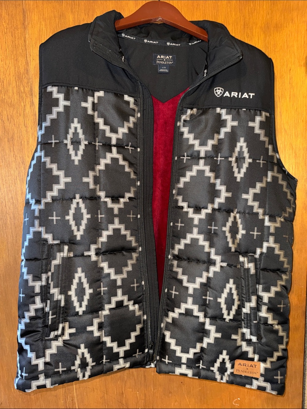 ARIATxPENDLETON Black & Gray Geometric Quilted Vest